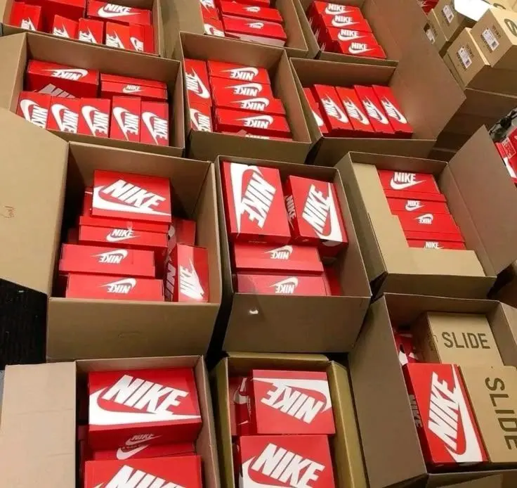 Paleta butów Nike – hurt palet likwidacyjnych, zdjęcie 4 z 4