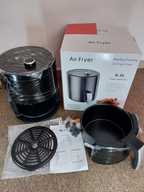 Paleta frytkownic beztłuszczowych (air fryer) – hurt palet likwidacyjnych, zdjęcie 13 z 16