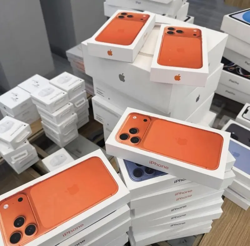 Paleta iPhone – hurt palet likwidacyjnych, zdjęcie 4 z 4
