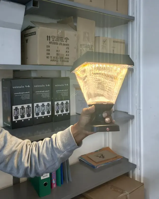 Partia lamp solarnych – hurt palet likwidacyjnych, zdjęcie 5 z 7